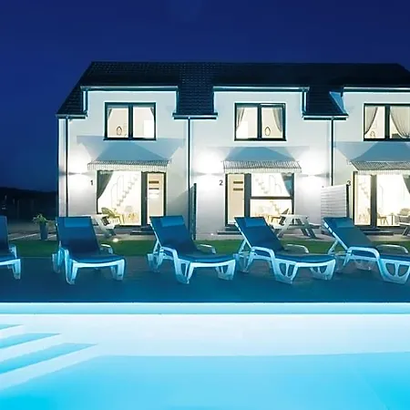 Hotel Cichy - Podgrzewany Basen, Sauna I Jacuzzi W Cenie Pobytu