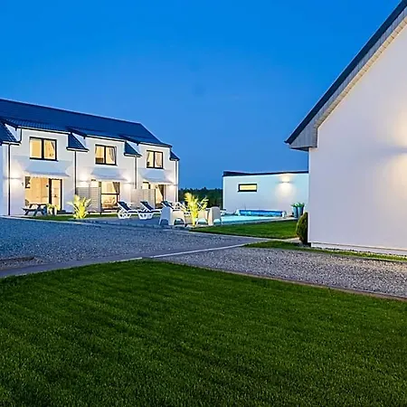 Hotel Cichy - Podgrzewany Basen, Sauna I Jacuzzi W Cenie Pobytu Karwia